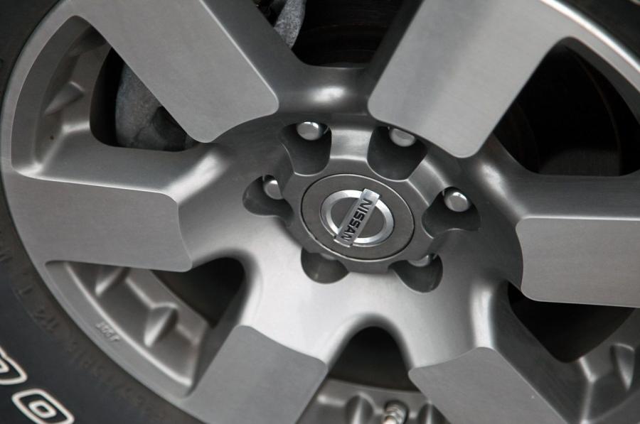  Nissan Xterra Pro-4X 2011 года  (фото 35 из 50)